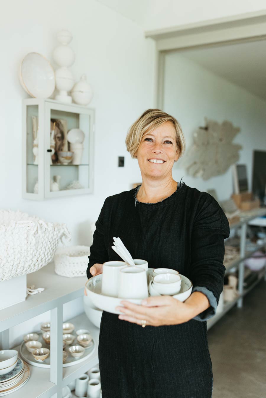 Op maat gemaakt servies dat past bij de dining experience van Zuiver Vlieland.